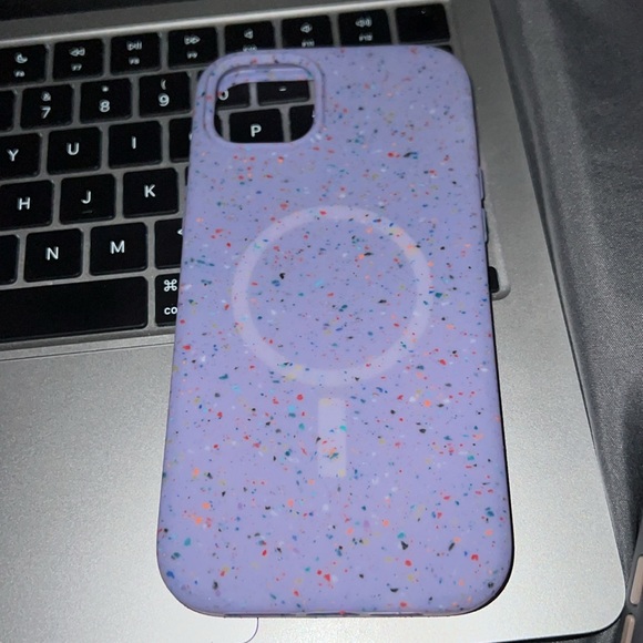 iPhone 15 plus new Otterbox - Picture 2 of 2